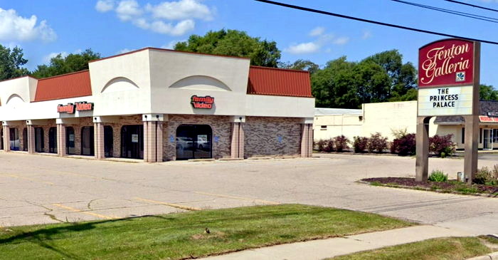 Family Video - Fenton - 1451 N Leroy St